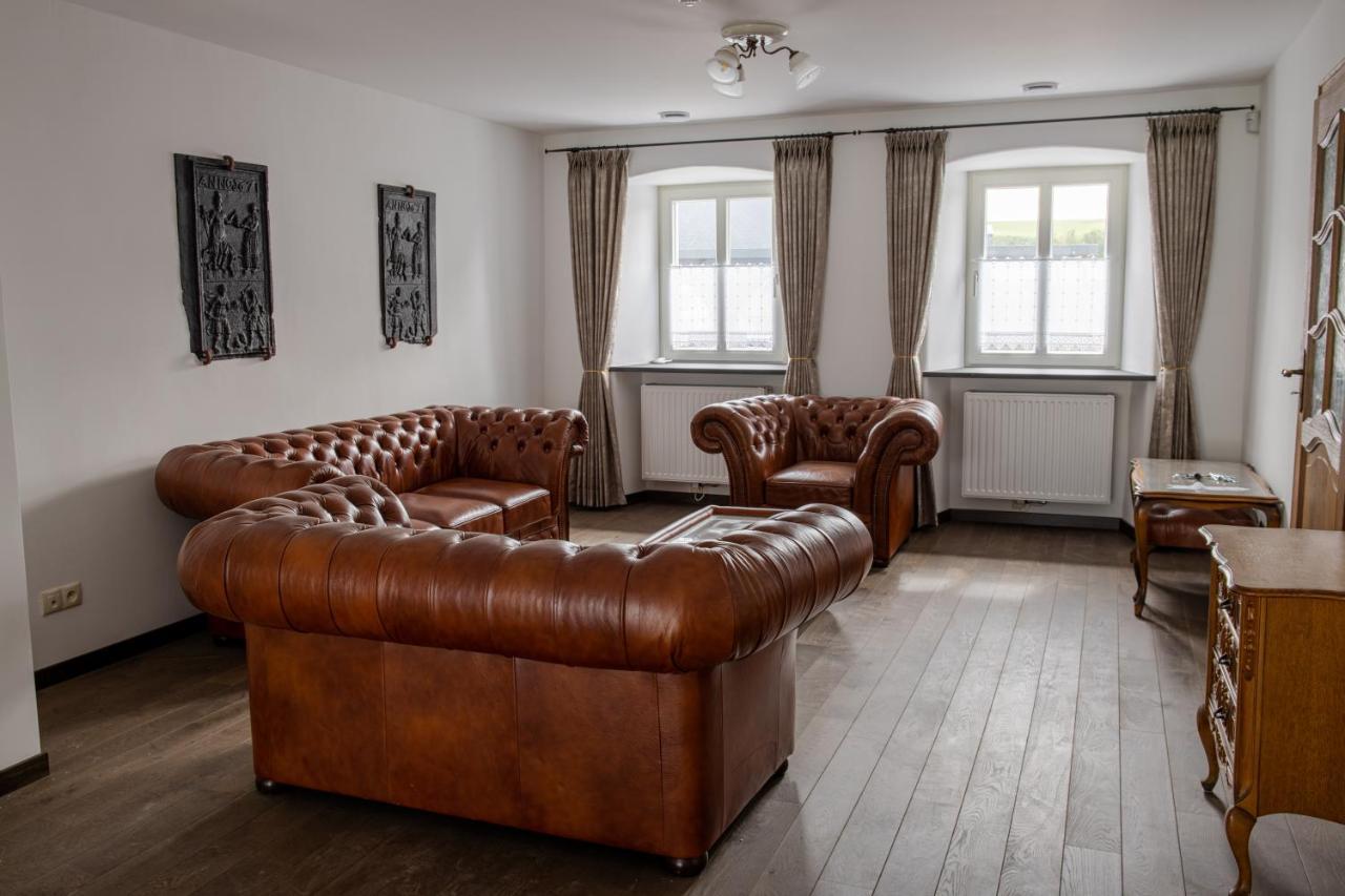 Postrelais Ardennes "Vintage" Lägenhet Oudler Exteriör bild